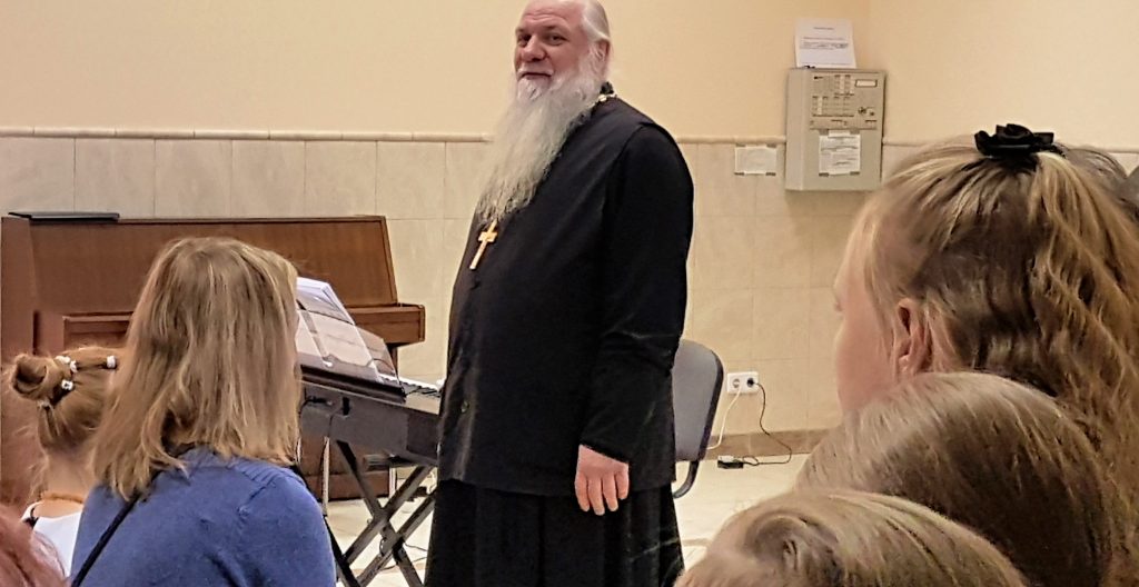Настоятель о.Григорий