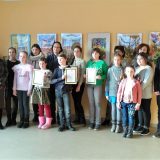 Участники выставки "Литва глазами детей"