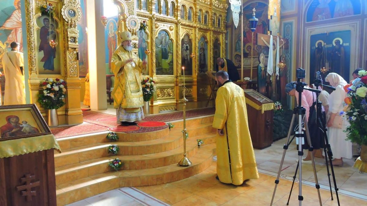 Престольный праздник храма Всех Русских святых